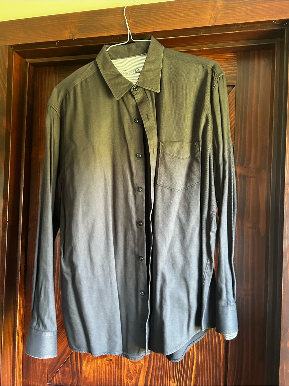 Men's Black Long Sleeve Button-Up Shirt